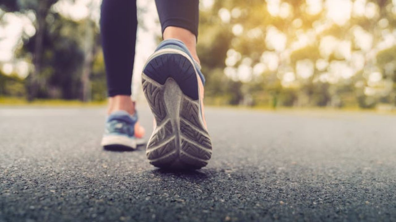 The Ultimate Guide to Walking for Health: Benefits, Tips, and Daily Goals for All Ages